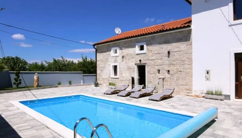 Dobrinj, surroundings, renovated semi-detached stone house with swimming pool!! ID 478 – 2
