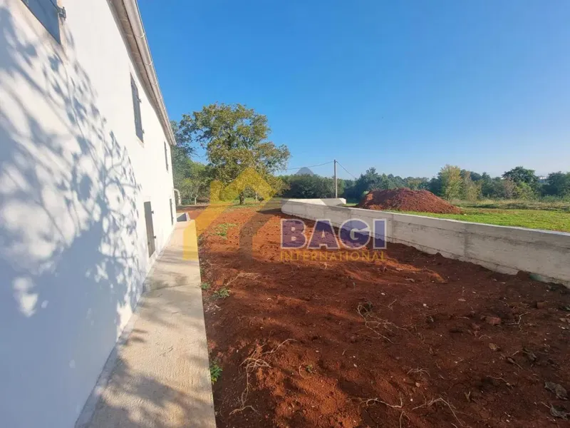 Istra-Barban-Stancija su 2000m2 con piscina – 2