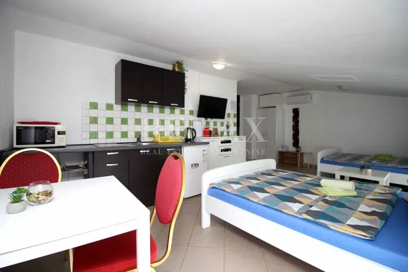Crikvenica - Three apartments in the city center – 3