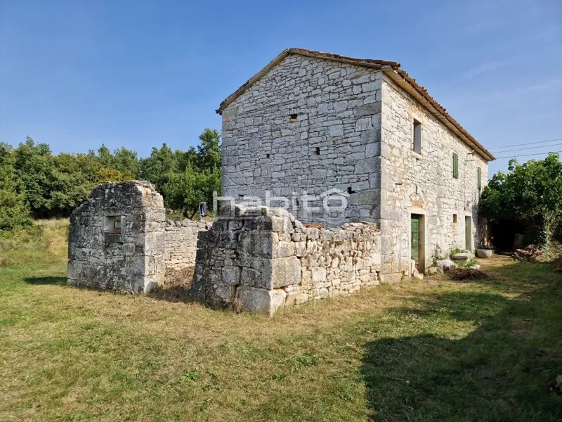 Zona di Parenzo - Bella vecchia casa in pietra con ampio giardino, posizione tranquilla – 2