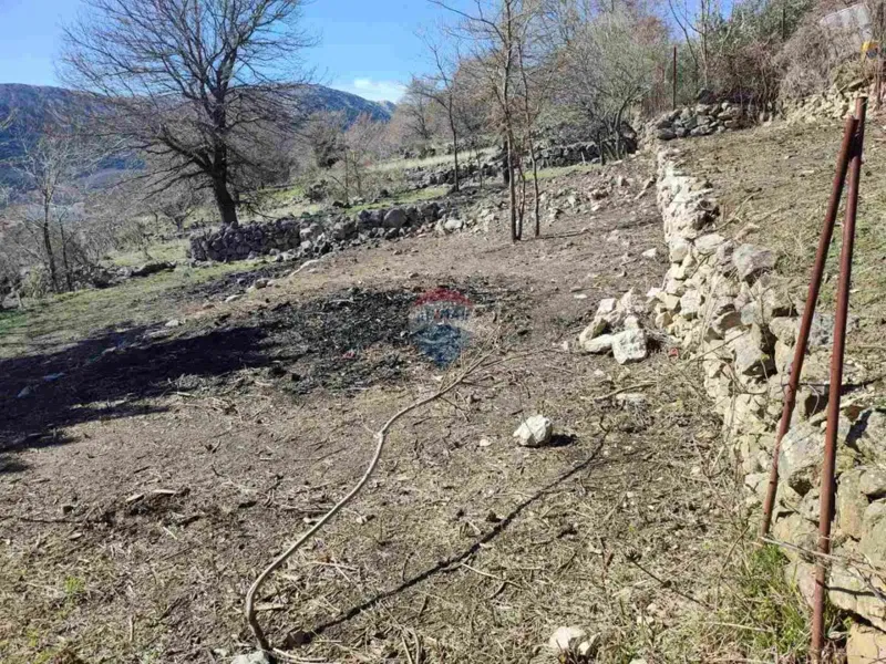 Terreno non edificabile Baška, 660m2 – 2