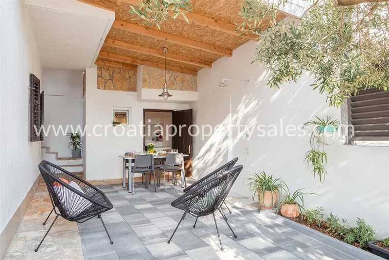 Omis, house for sale, 530.000 € – 3