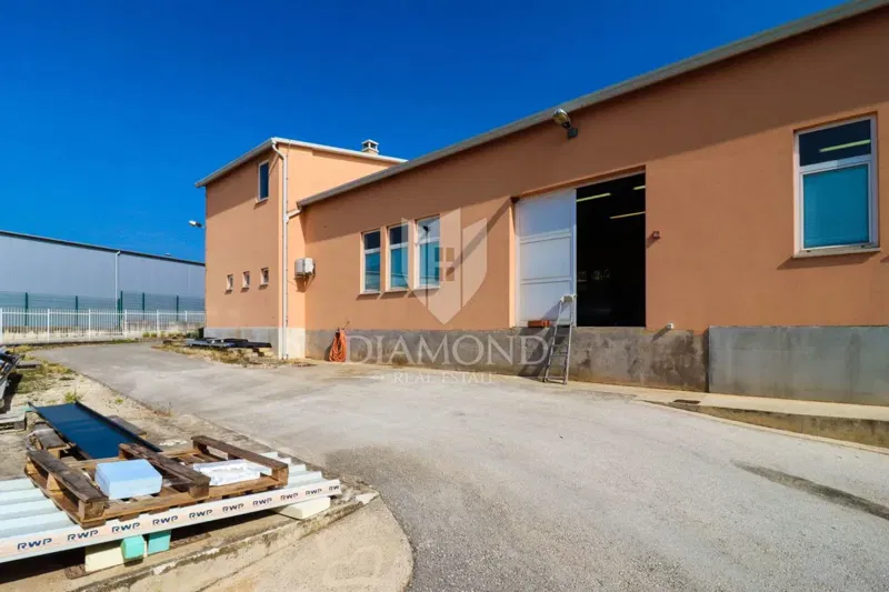 Lokal użytkowy Poreč – 3