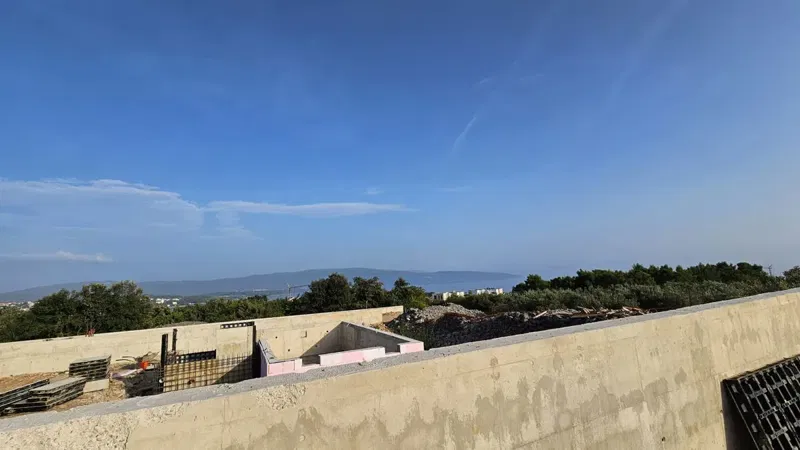 Krk town, building land 806m2, panoramic view, project documentation, excellent location, for sale – 2