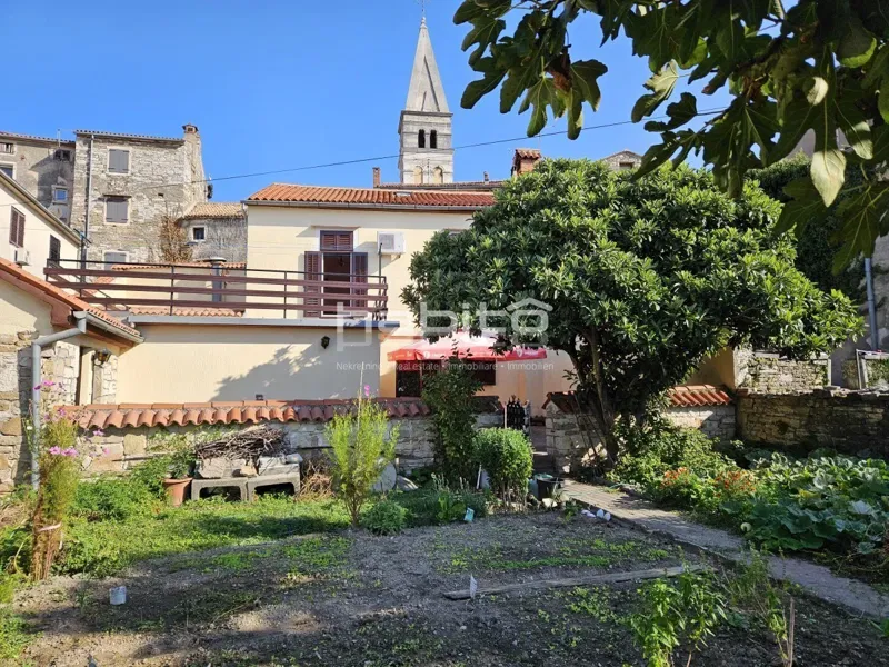 Buje - House, restaurant, garage and yard, SEA VIEW – 2