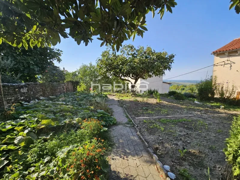 Buje - House, restaurant, garage and yard, SEA VIEW – 3