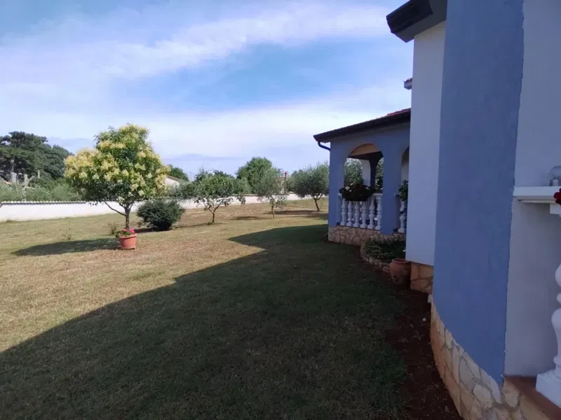 Višnjan - Ground floor with a large garden – 2