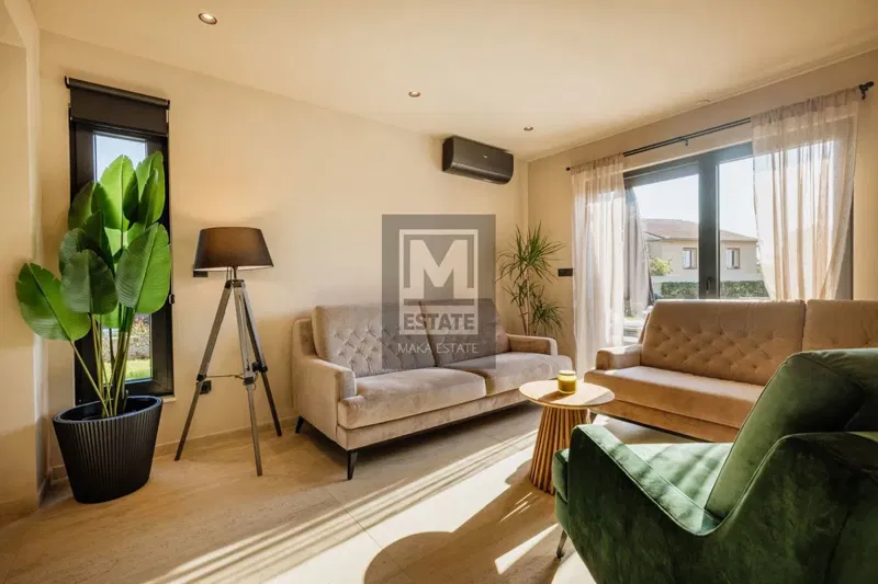 Poreč, surroundings, modern villa with pool! – 2