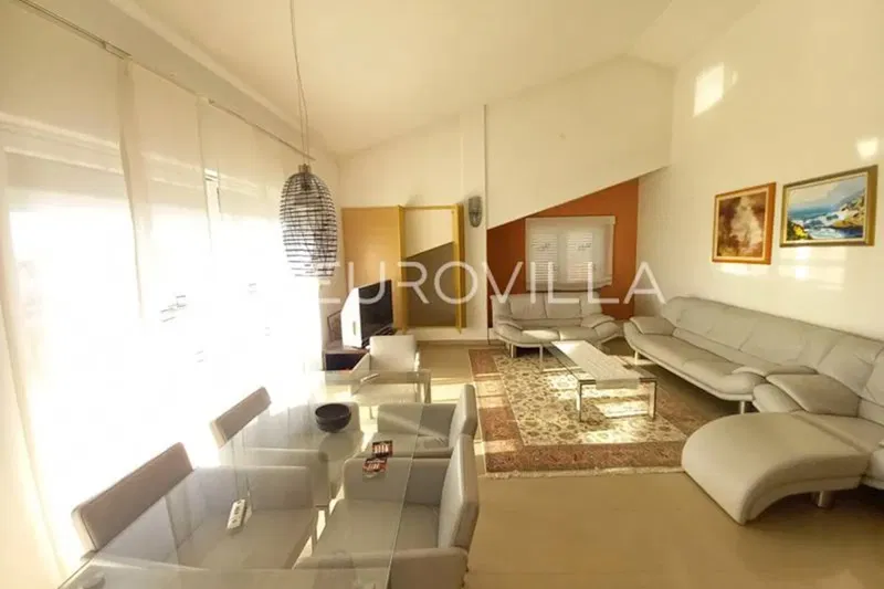 Pula, Pješčana uvala, Penthouse with sea view, garden, parking space, 150 m² – 3