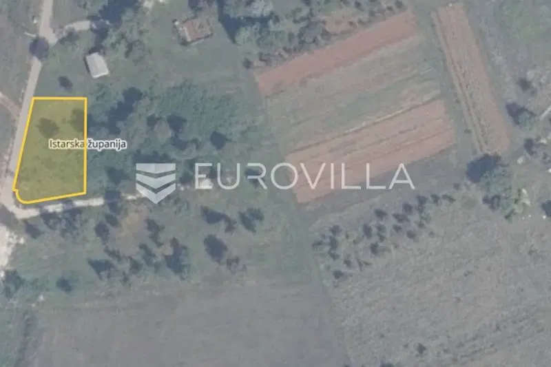 Poreč, surroundings - nice building plot 842 m² of regular shape – 3
