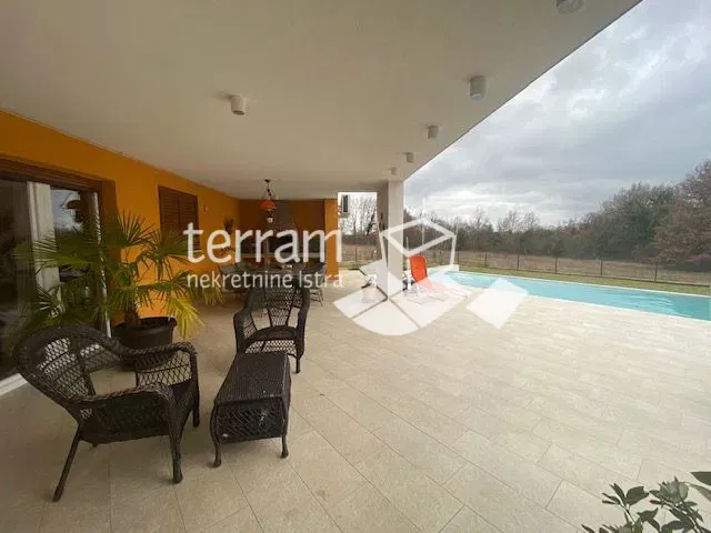 Istria, Savičenta, beautiful house with pool, 200m2 + 800m2 garden! – 2