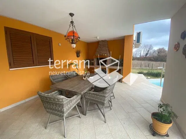 Istria, Savičenta, beautiful house with pool, 200m2 + 800m2 garden! – 3