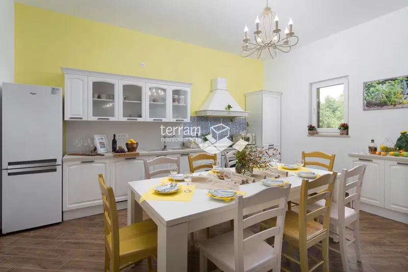Istria, Savičenta, beautiful house with pool, 200m2 + 800m2 garden! – 2