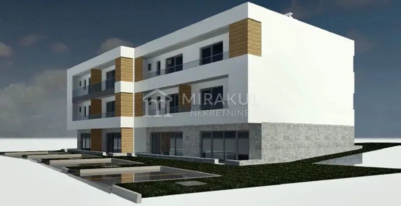Nekretnine Pirovac, Atraktivno građevinsko zemljište u blizini plaže Lolić