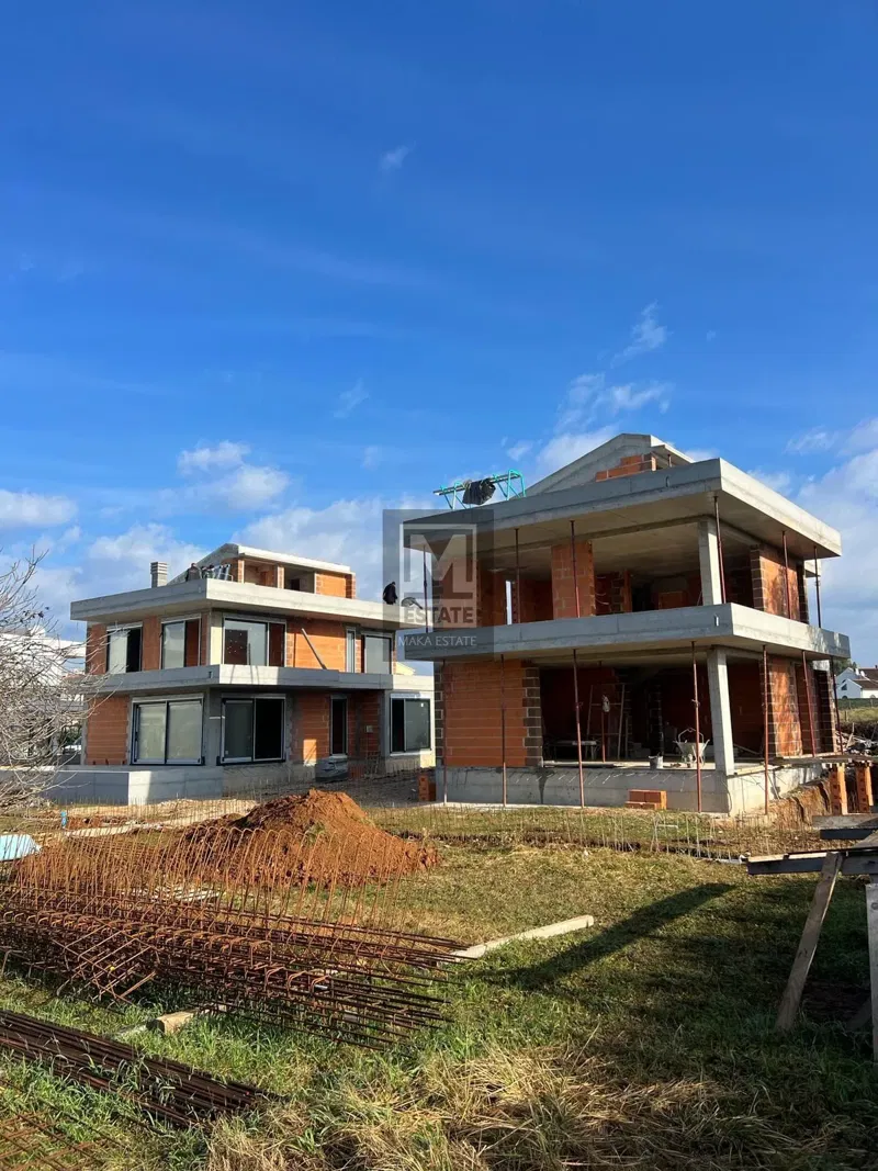 Poreč, surroundings, luxury villa 4 km from the sea! – 2
