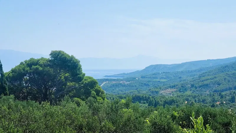Terreno Jelsa – 3