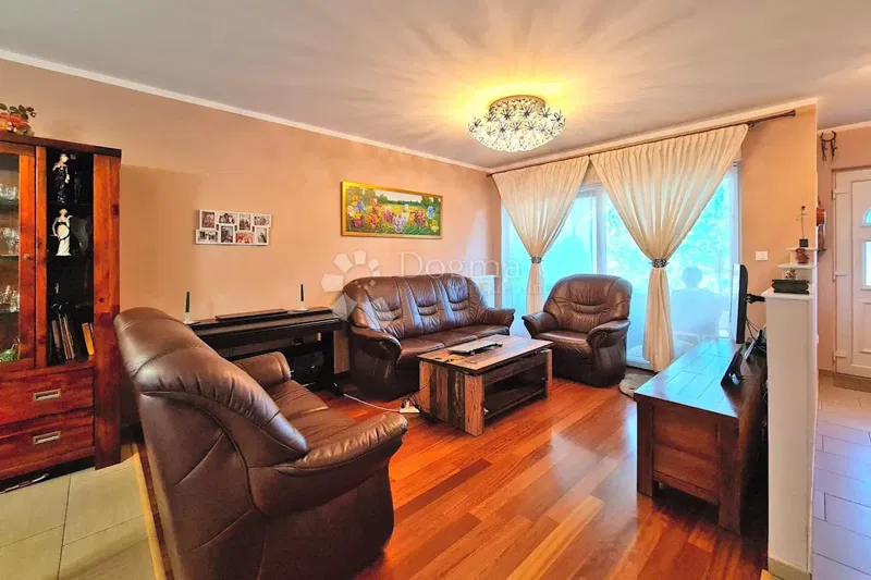 Flat Doričići, Kostrena, 111,31m2 – 2