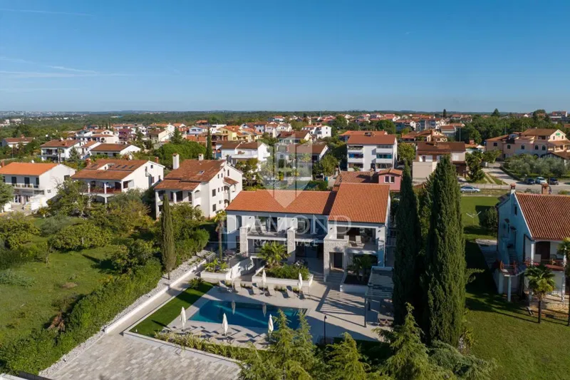 Parenzo, una villa imponente, un'oasi di lusso! – 2