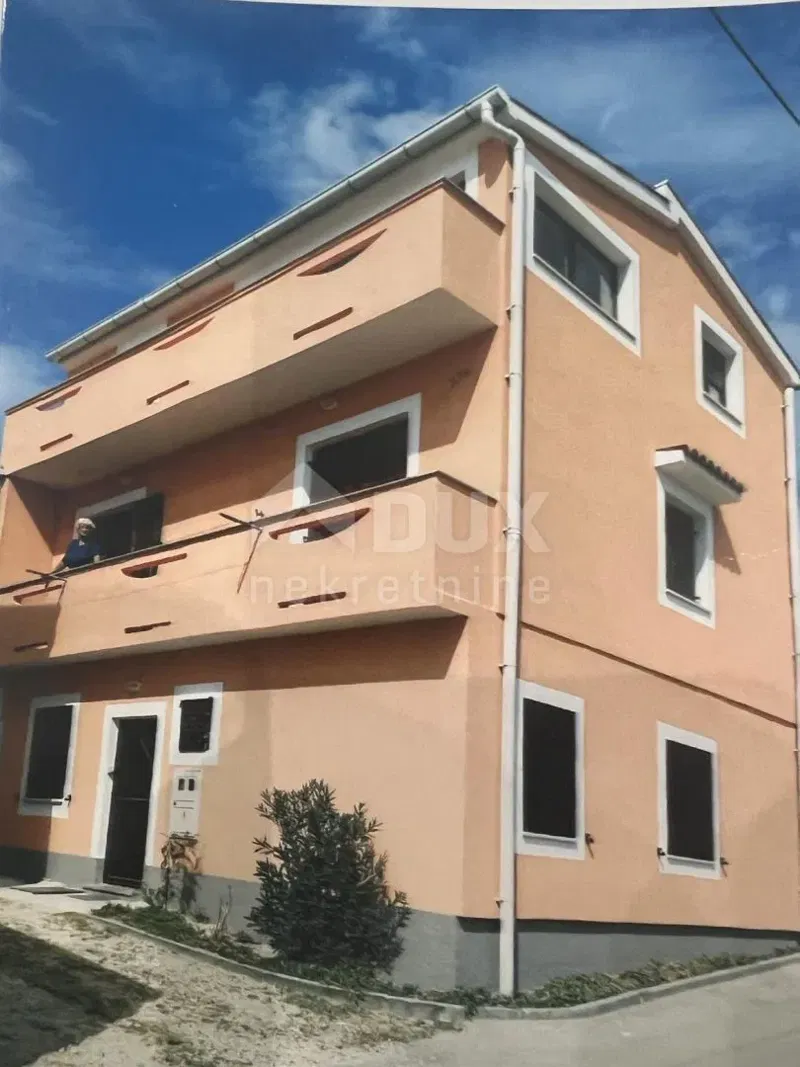 PAG - Casa trifamiliare vista mare – 2