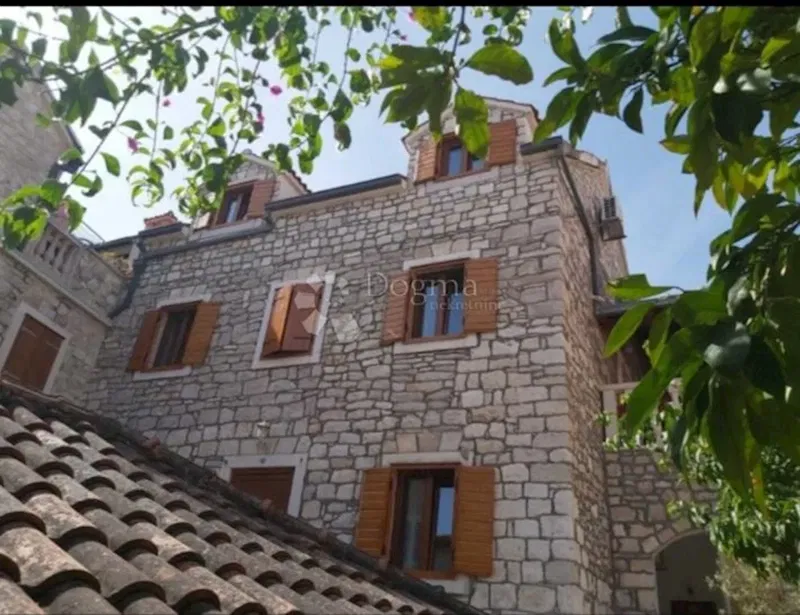 House Supetar, 350m2 – 3