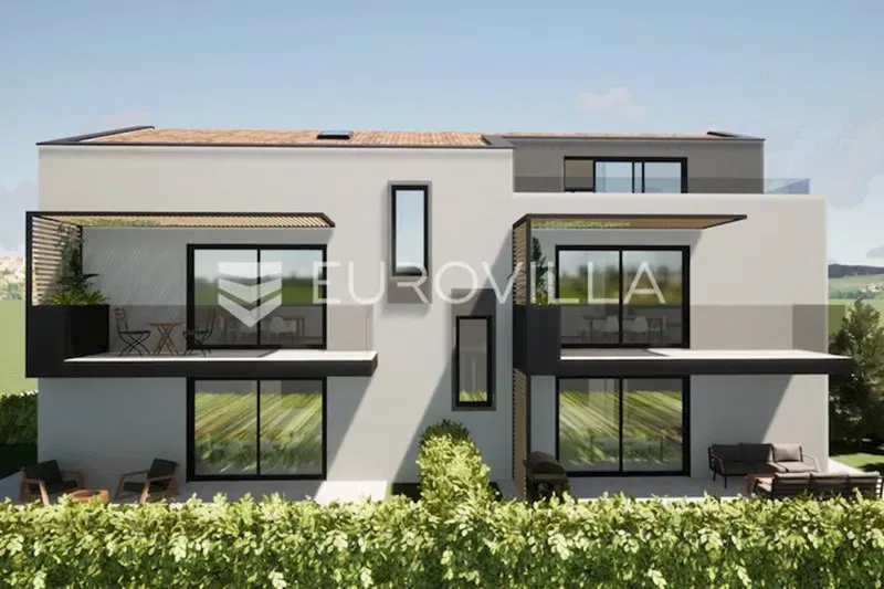 Porec, two-room apartment on the first floor in a quiet place! – 2