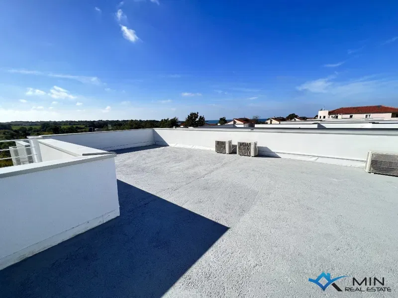 Casa con terrazza sul tetto vicino al mare - Cittanova – 2