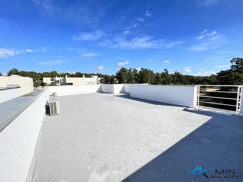 Casa con terrazza sul tetto vicino al mare - Cittanova – 3