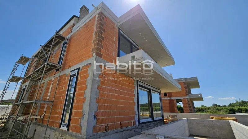 Porec - Luxury modern villa with pool, near the sea – 3