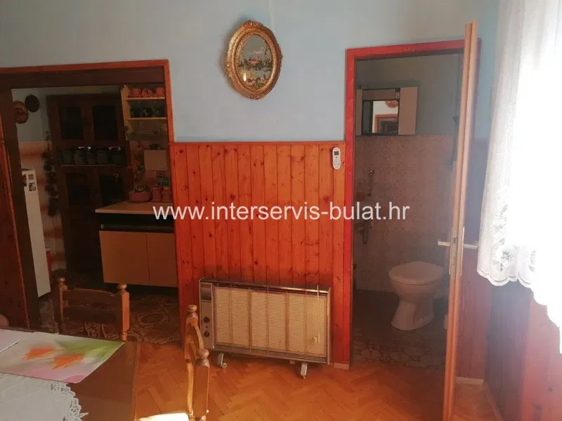 .::: Two-room apartment in the old part of Šibenik :::. – 2