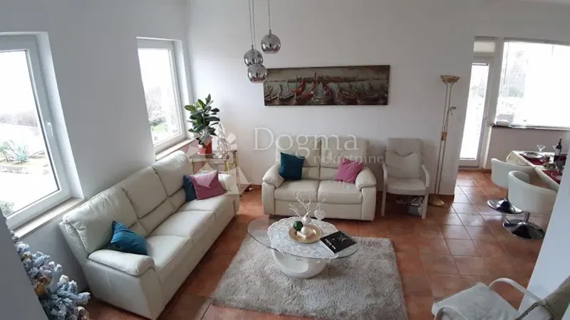 Apartament Njivice, Omišalj, 153m2 – 2