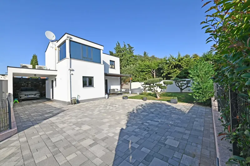 Poreč - a unique property in a quiet environment, 4 km from Poreč – 2