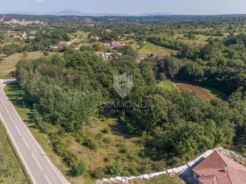 Žminj, spacious building plot not far from the center – 3