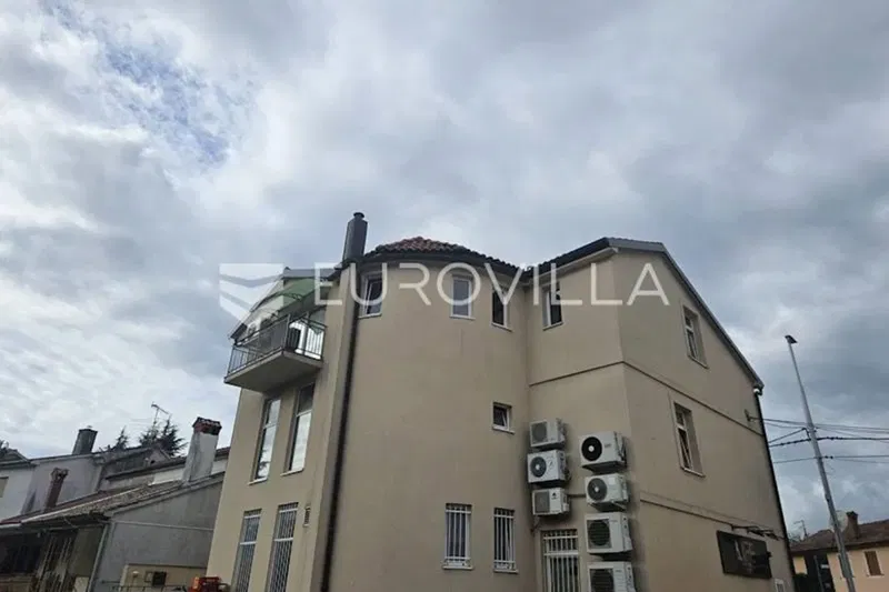 Üzlethelyiség Viškovo – 2