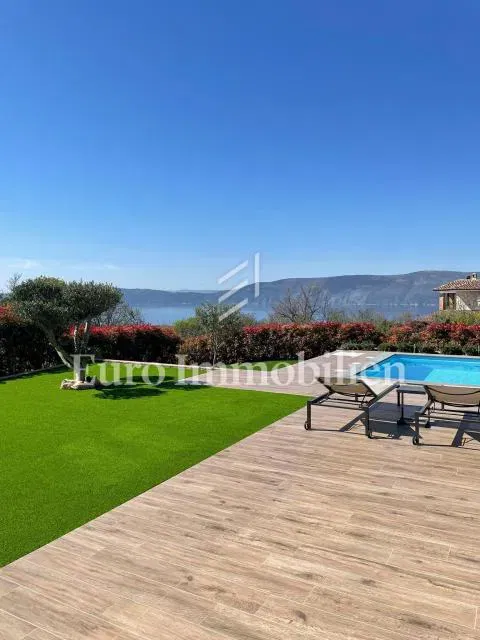 Villa moderna con vista sul mare aperto – 2