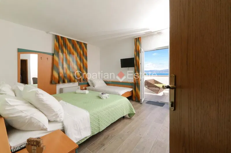 Brac Island – House with sea view for sale – 2