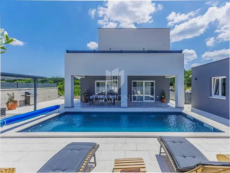 Istria, Vodnjan, Luxury house with heated pool and large terrace – 2