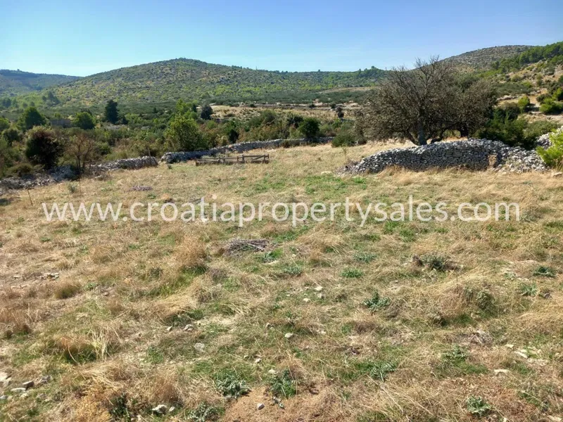 Terreno Brač – 3