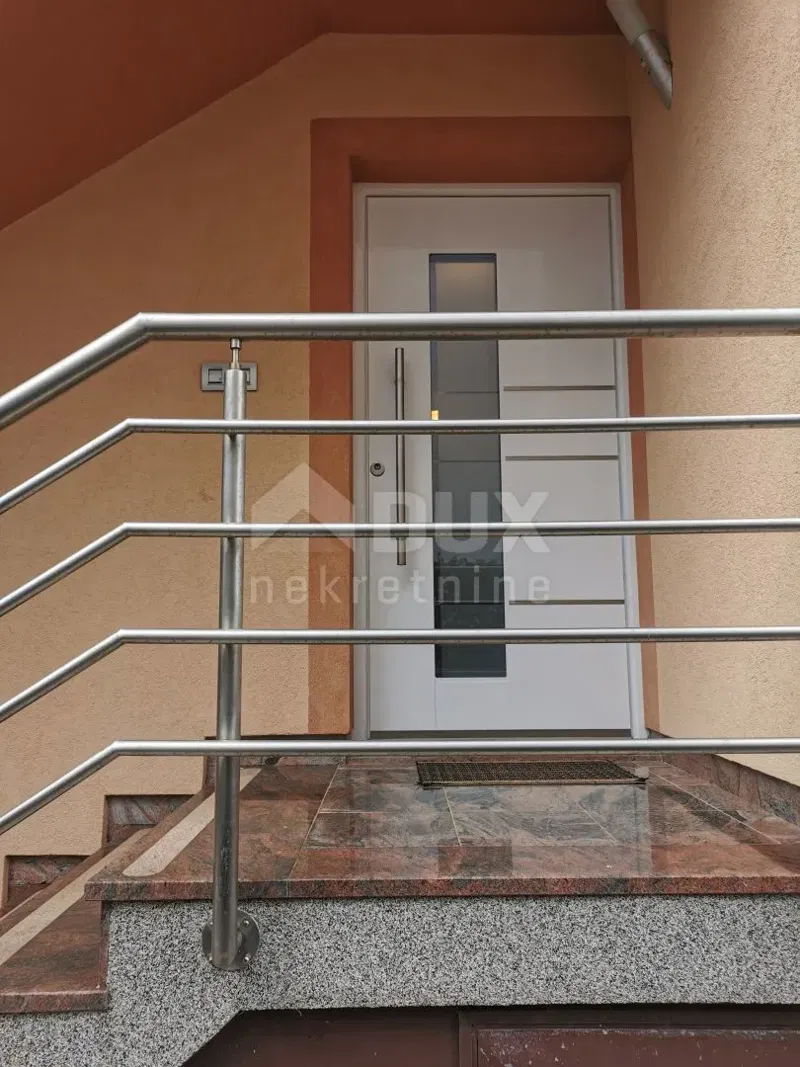 KRK ISLAND, MALINSKA (surroundings) - Detached house with two apartments – 3