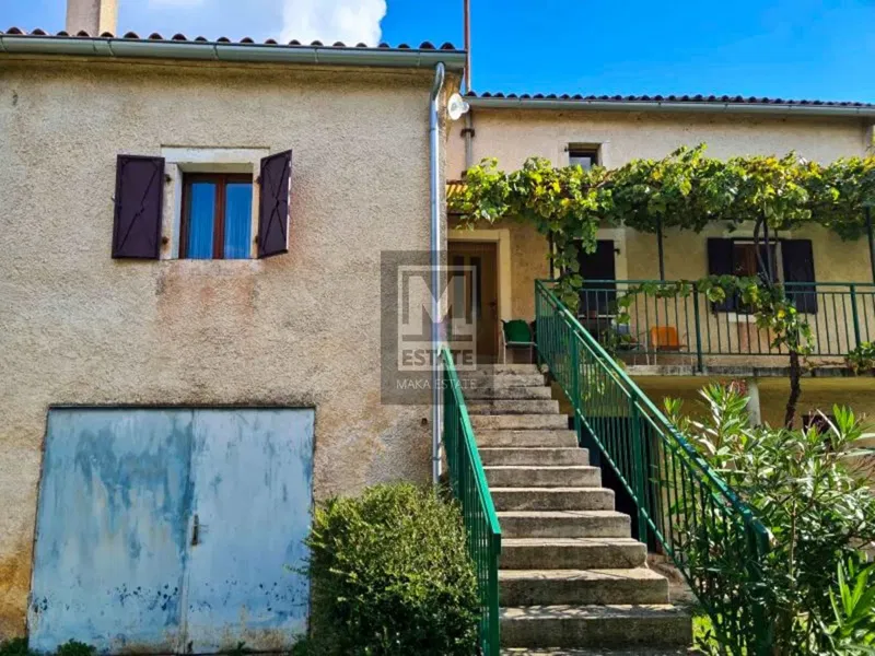 Poreč, surroundings, antique with a large garden! – 2