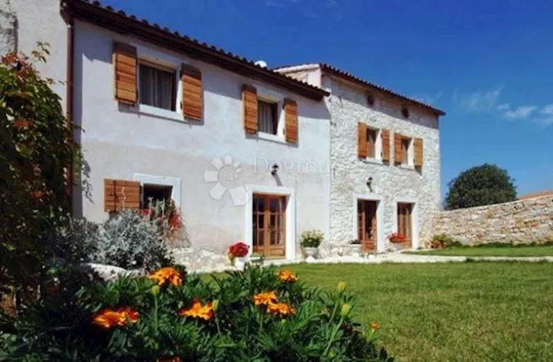 Casa Marčana, 175m2 – 2