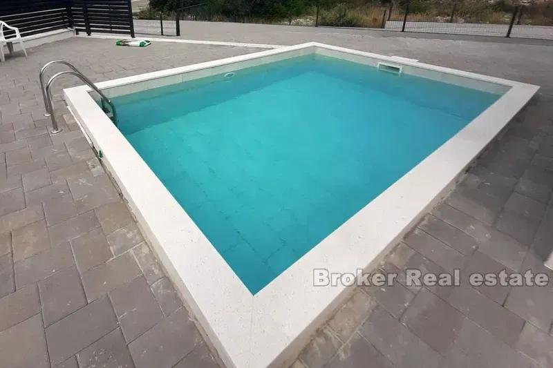 Villa di recente costruzione con piscina – 2