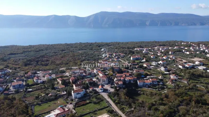 Stone house for renovation, sea view! – 3