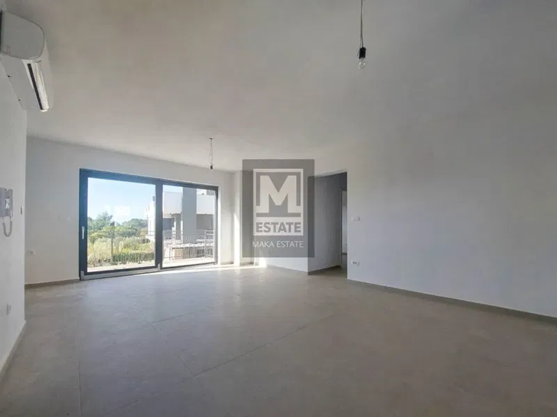 Parenzo, dintorni, appartamento trilocale con terrazza sul tetto! – 3