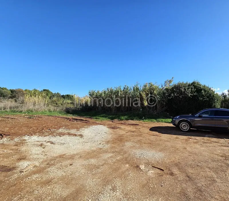 Land Pula – 3
