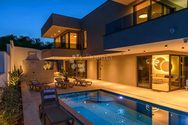 House Marina, 370m2 – 2