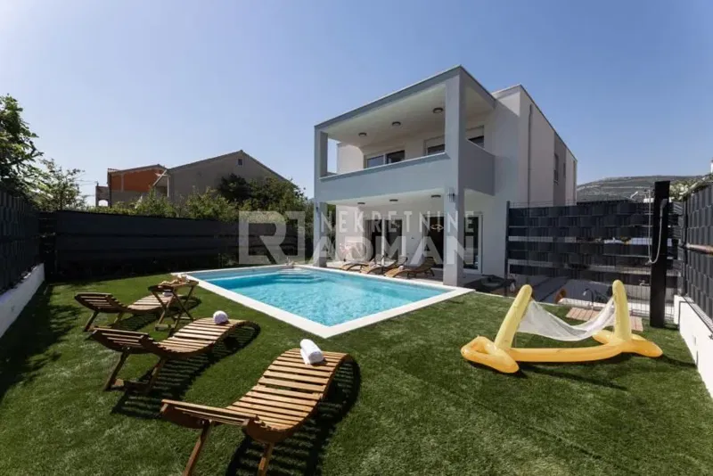 Casa Kaštel Novi – 2