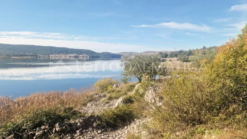 Bilice, sale of agricultural land by Prokljan Lake – 2