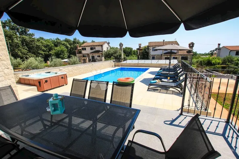 Casa Poreč, 400m2 – 3