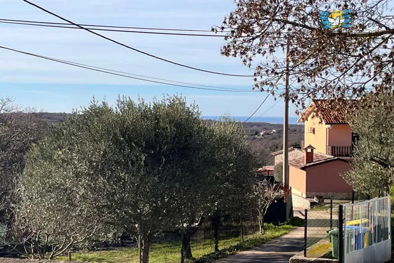 Stone house for renovation - 15 km from Poreč! – 3