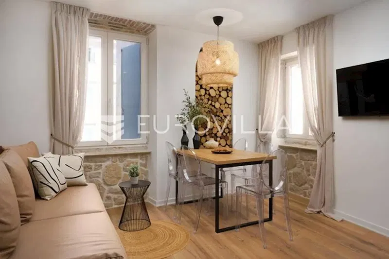 Byt Rovinj – 2